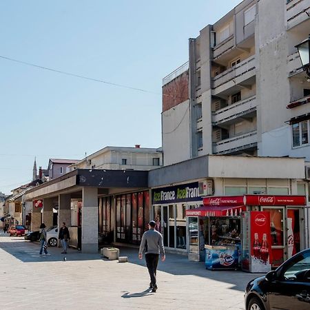 מוסטר Apartment Mak מראה חיצוני תמונה