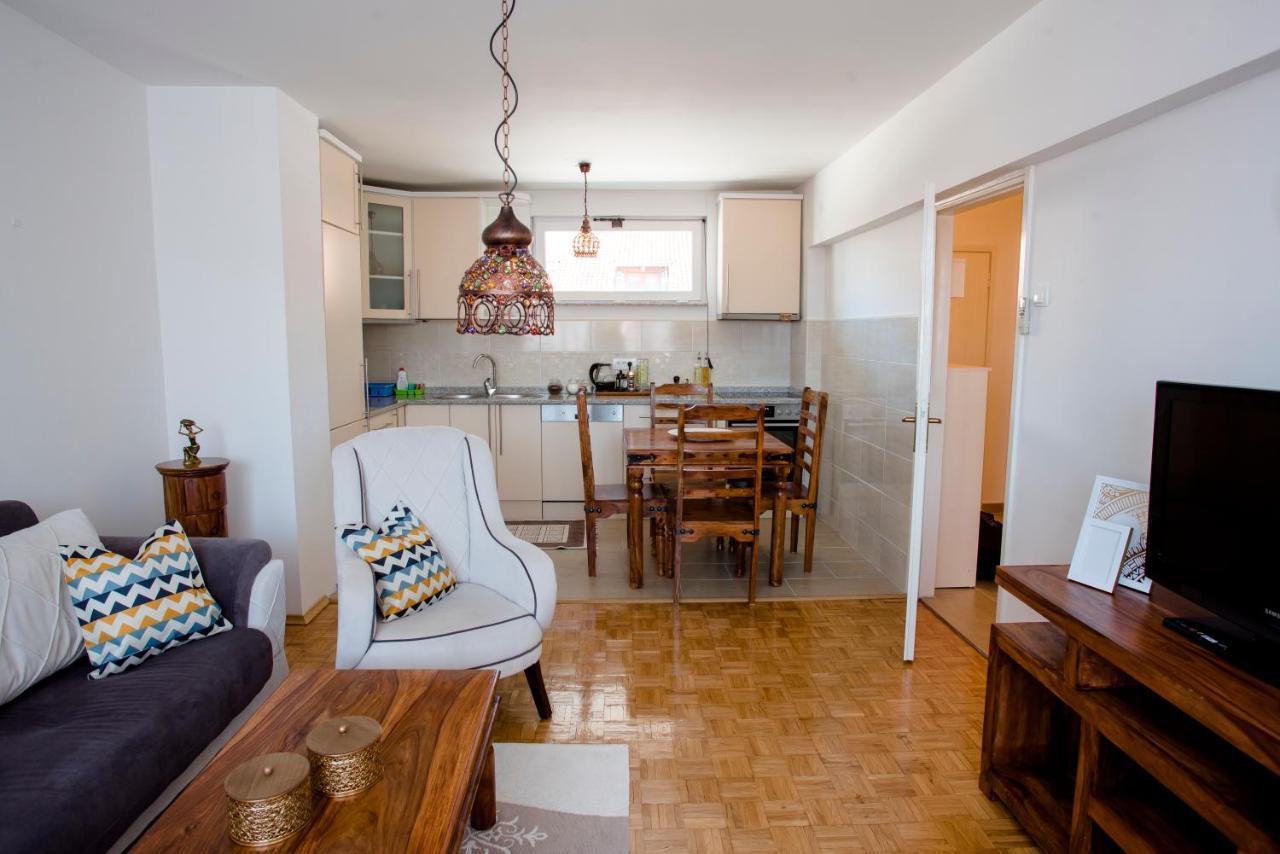 מוסטר Apartment Mak מראה חיצוני תמונה